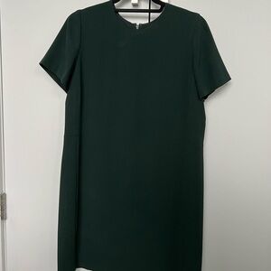 Babaton Dark Green Straight Line Dress with Short Sleeves